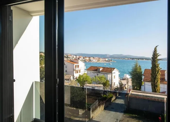 Andrea * Brodarica (Sibenik-Knin)